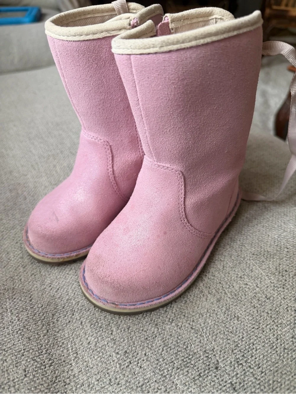 UGG Girls Light Pink Lace-Up Ankle Boots